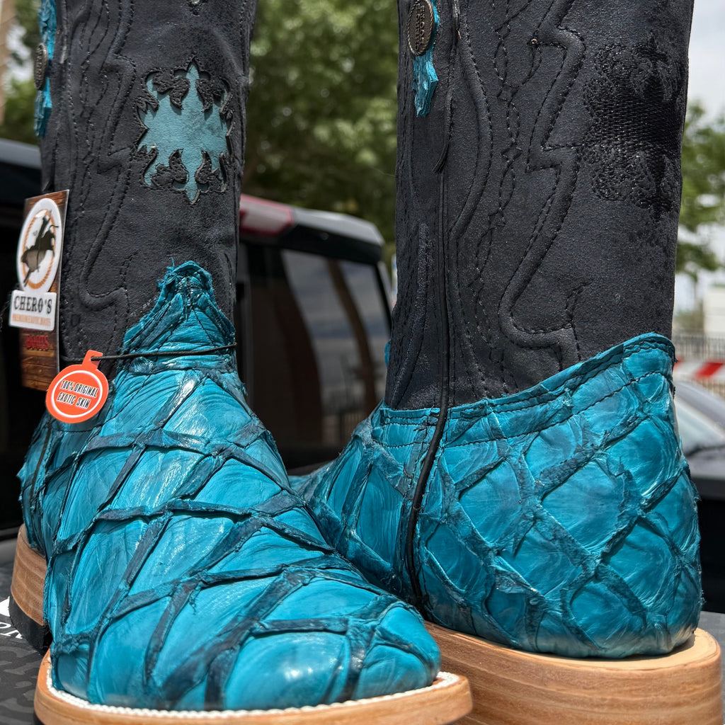 Chero's Premium Exotic Pirarucu Bahama Blue