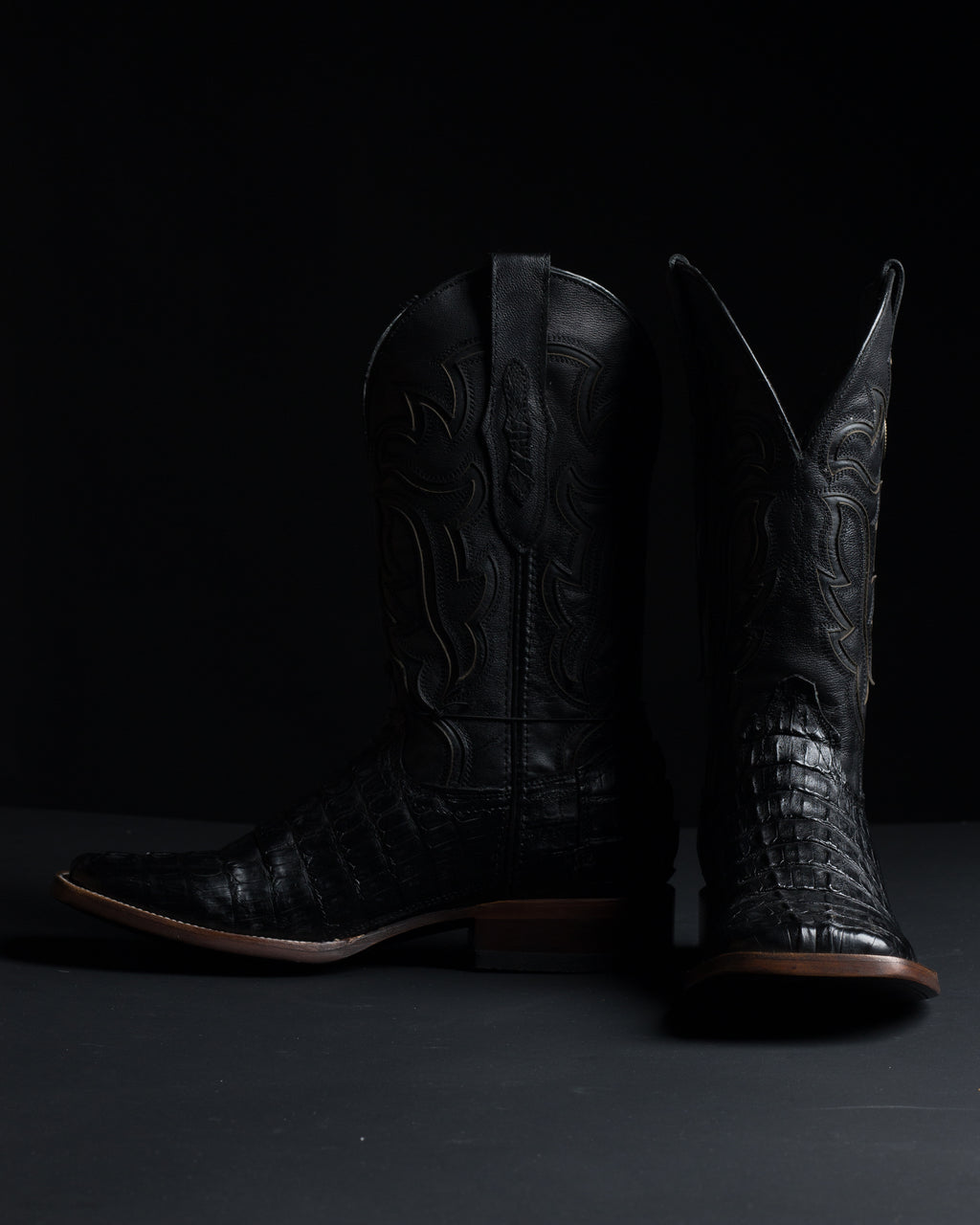 Chero's Premium Exotic Caiman Tail Noir