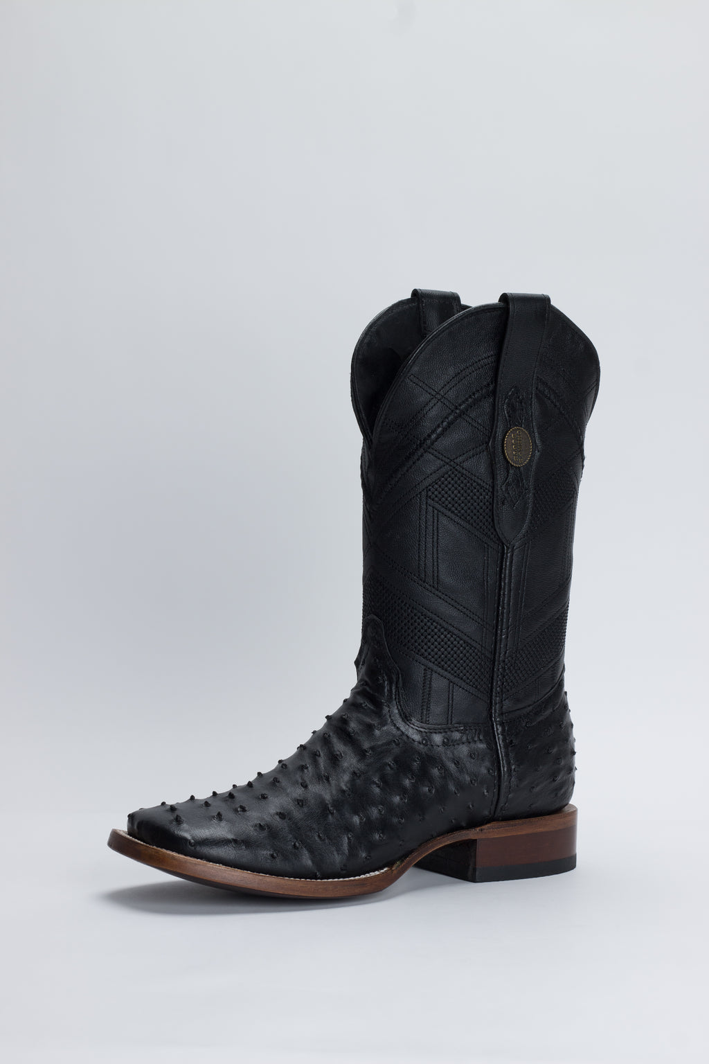 Chero's Premium Exotic Full-Quill Ostrich Noir