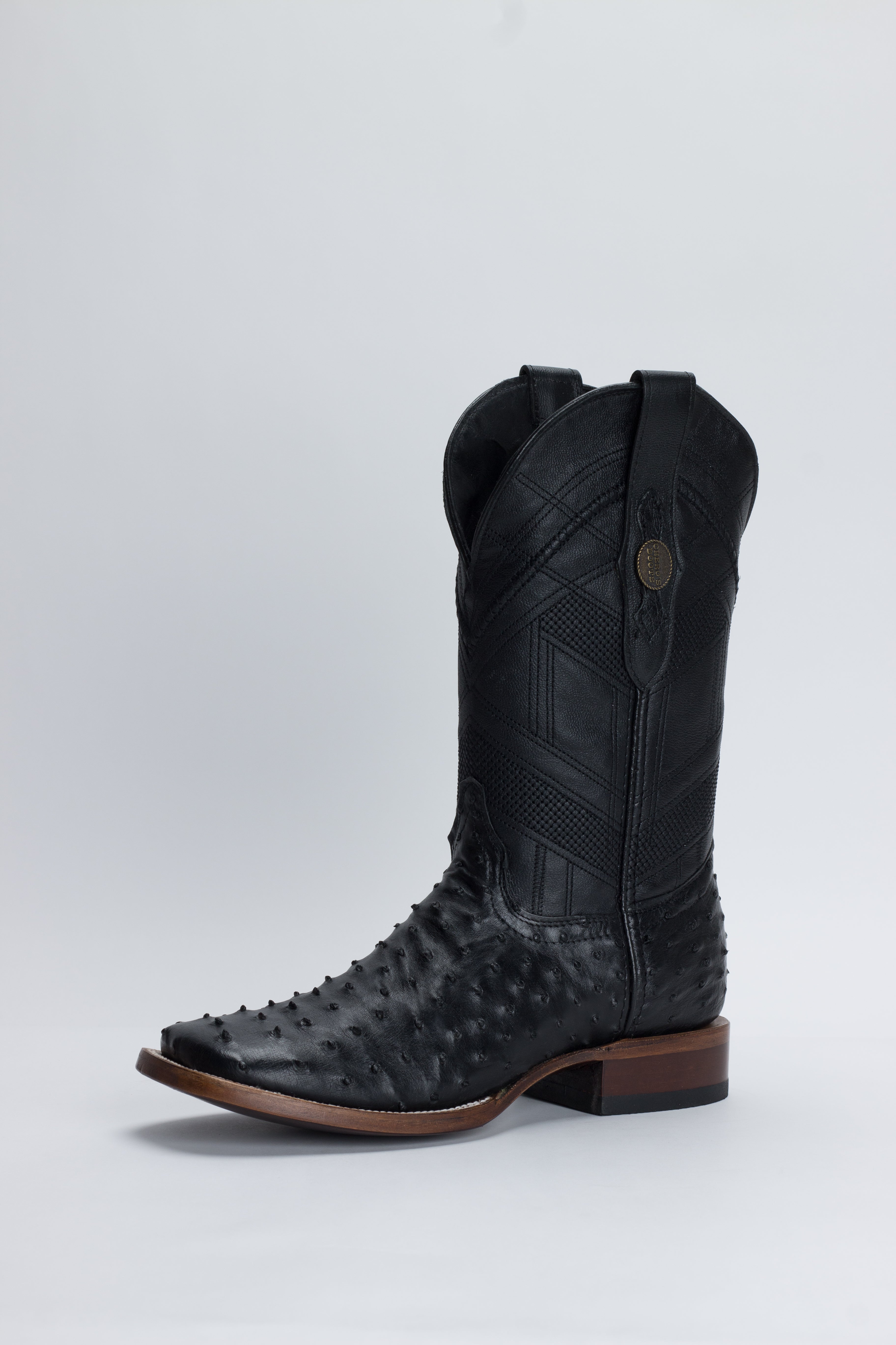 Chero's Premium Exotic Full-Quill Ostrich Noir