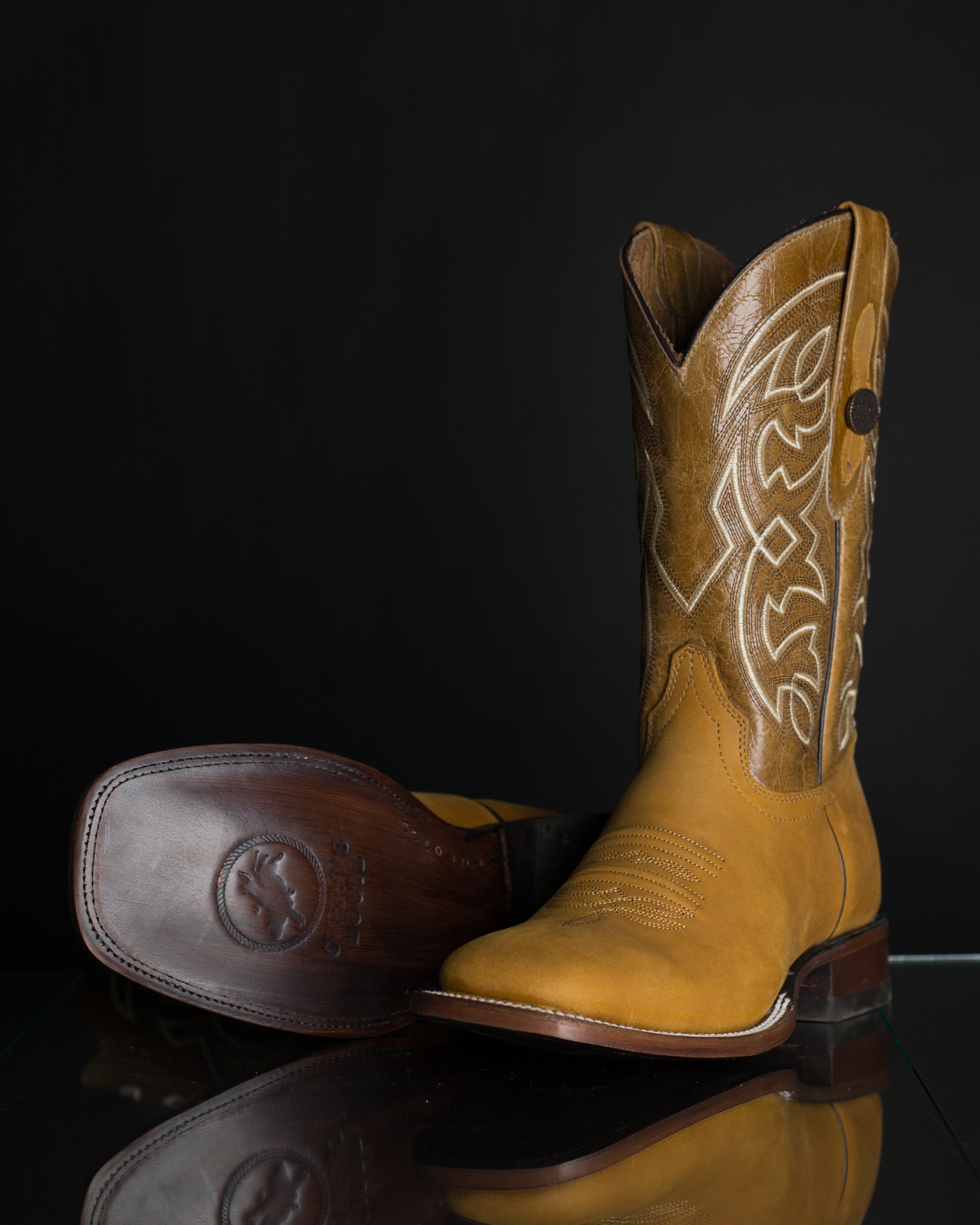 Chero's Honey Nubuck Cowhide