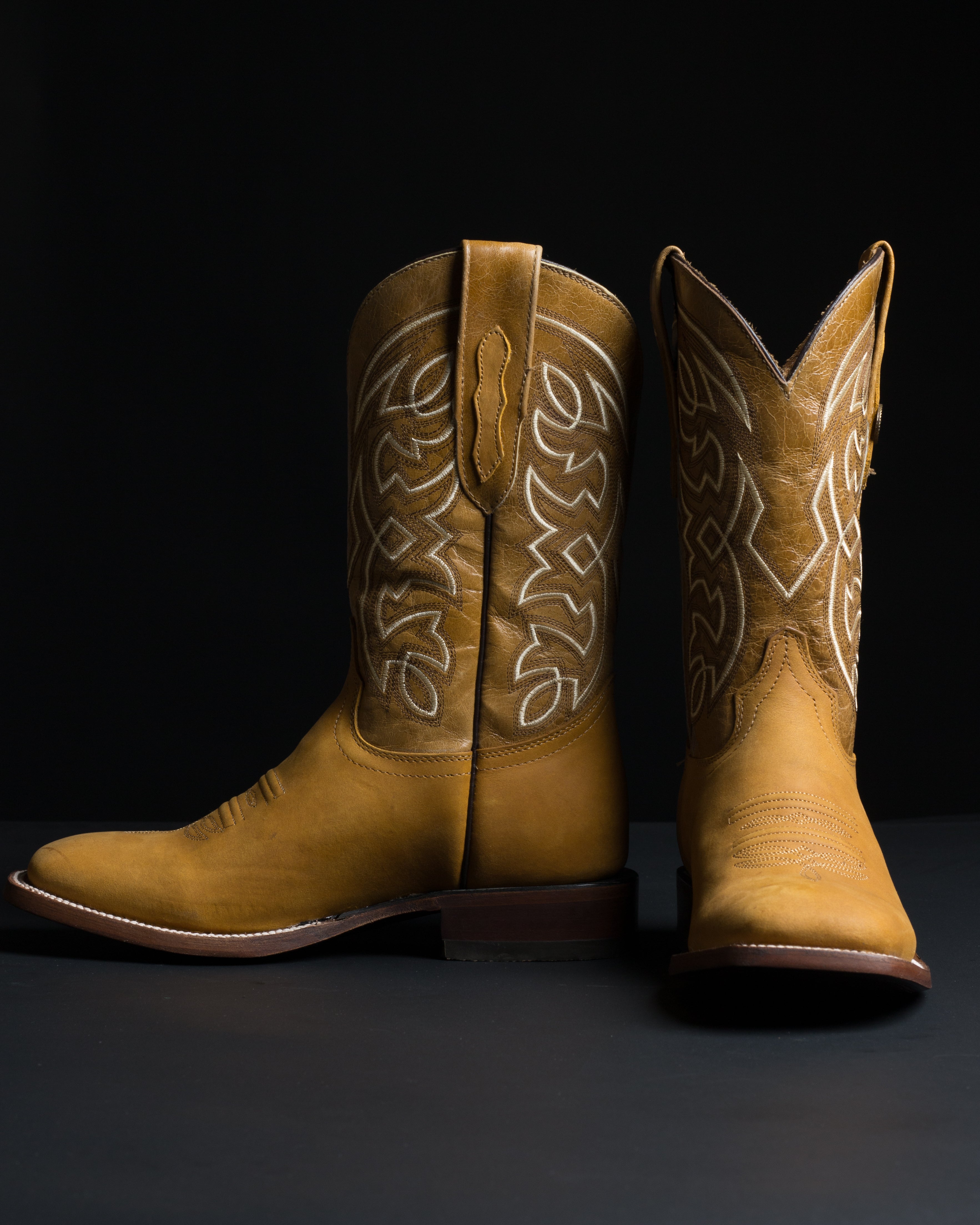 Chero's Honey Nubuck Cowhide