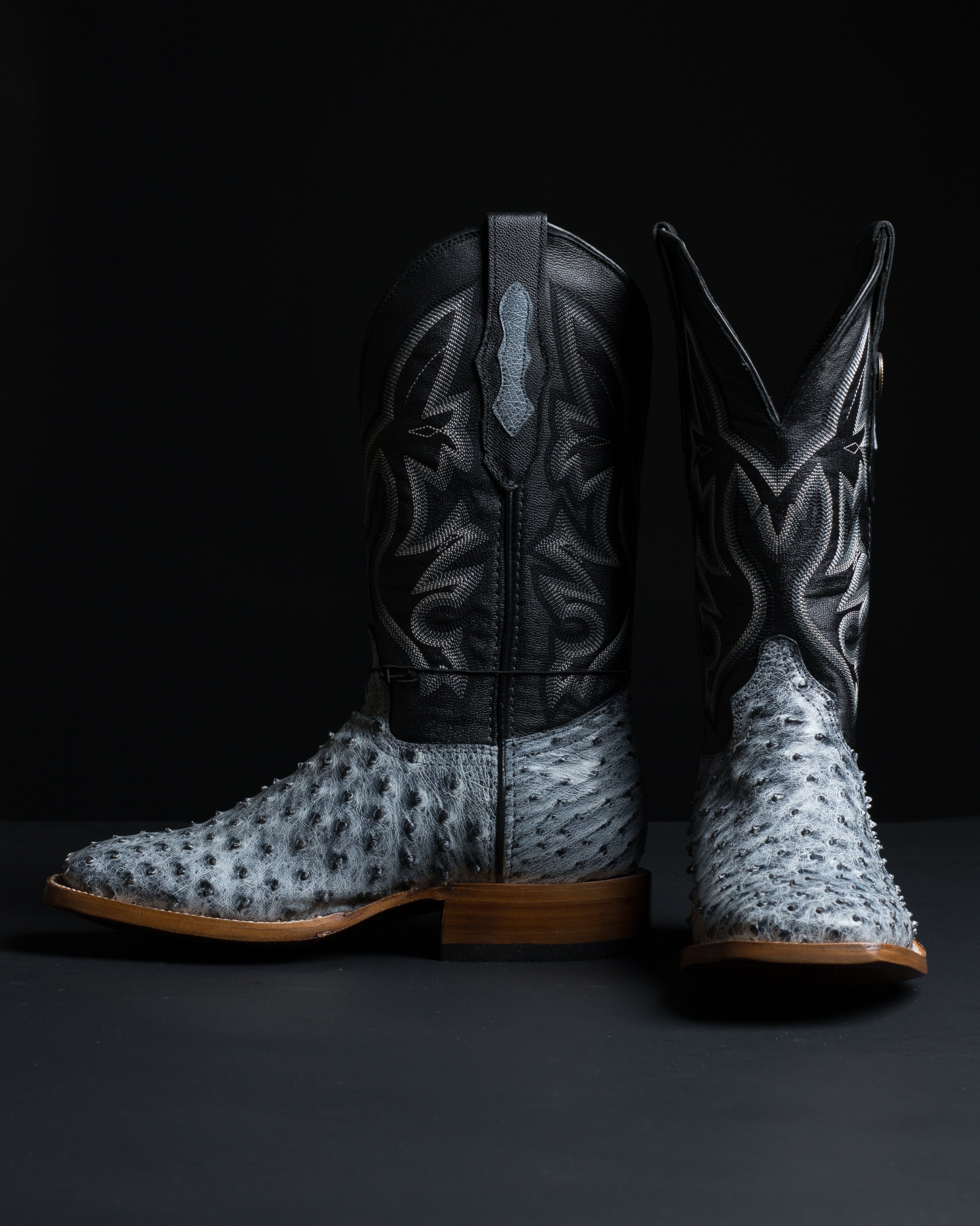 Chero's Premium Exotic Full-Quill Ostrich Charcoal