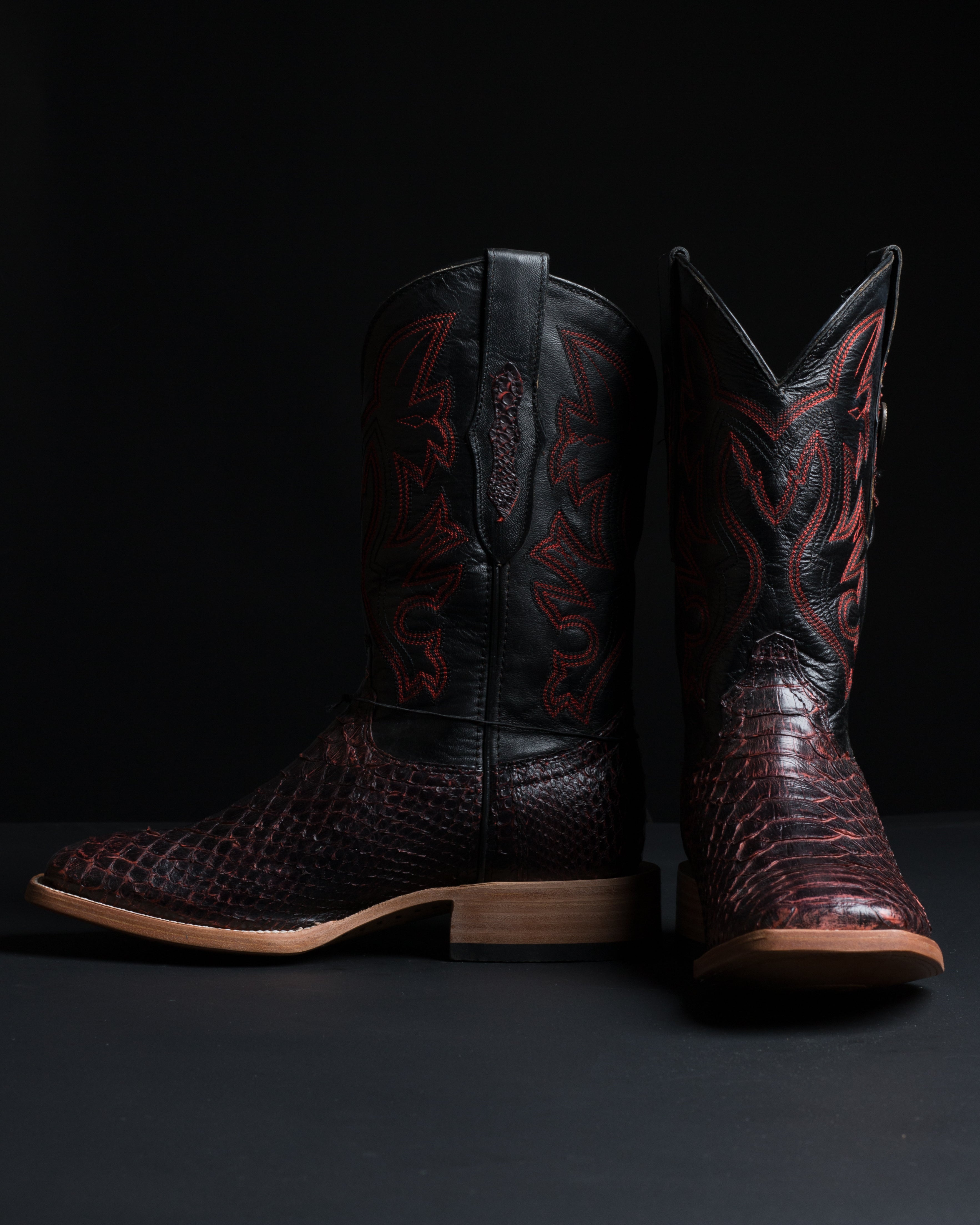 Chero's Premium Exotic Python Black/Red