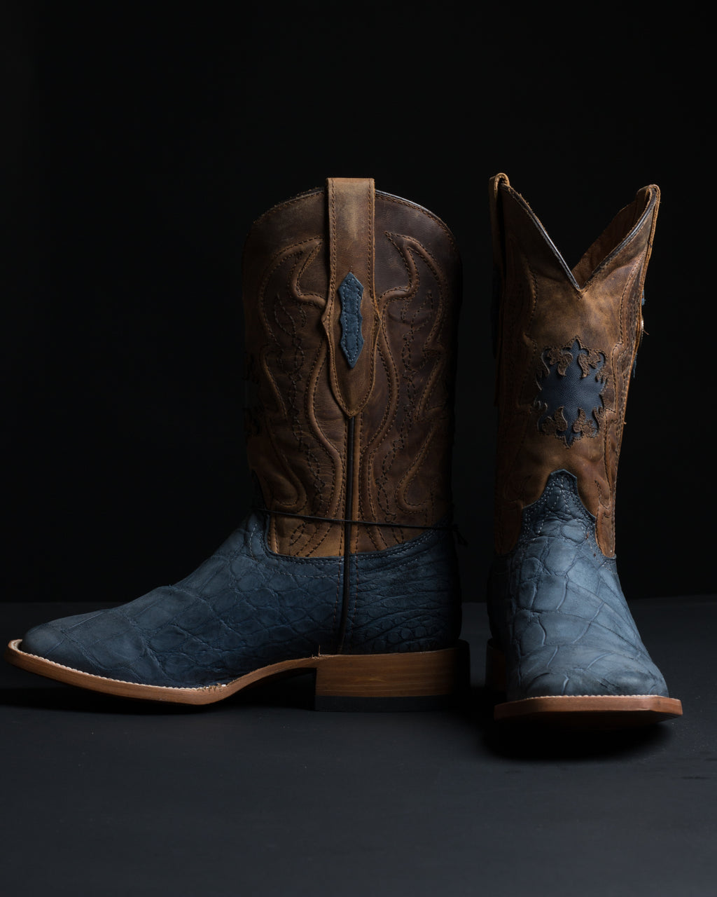 Chero's Premium Exotic Alligator Belly Navy