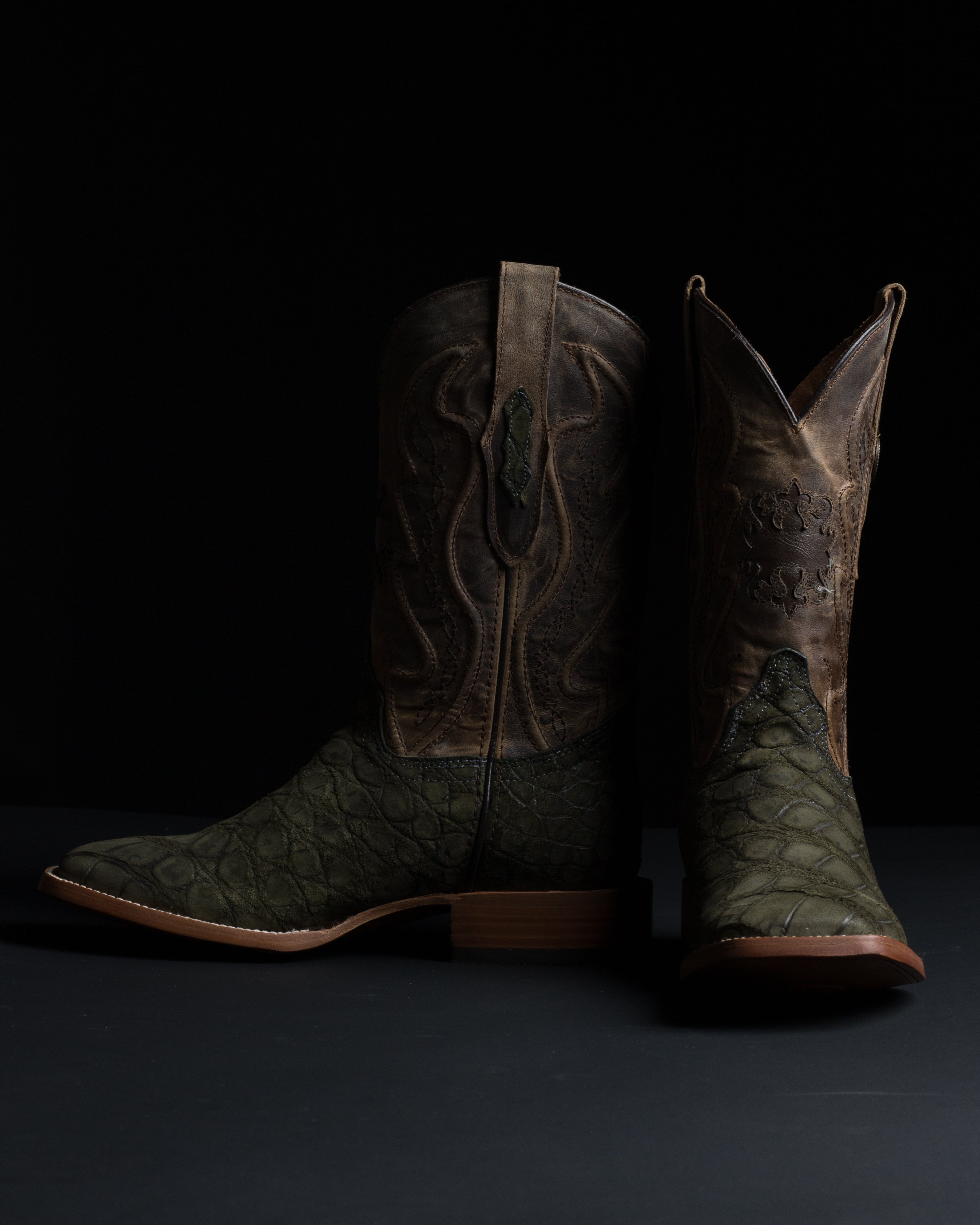 Chero's Premium Exotic Alligator Belly Olive