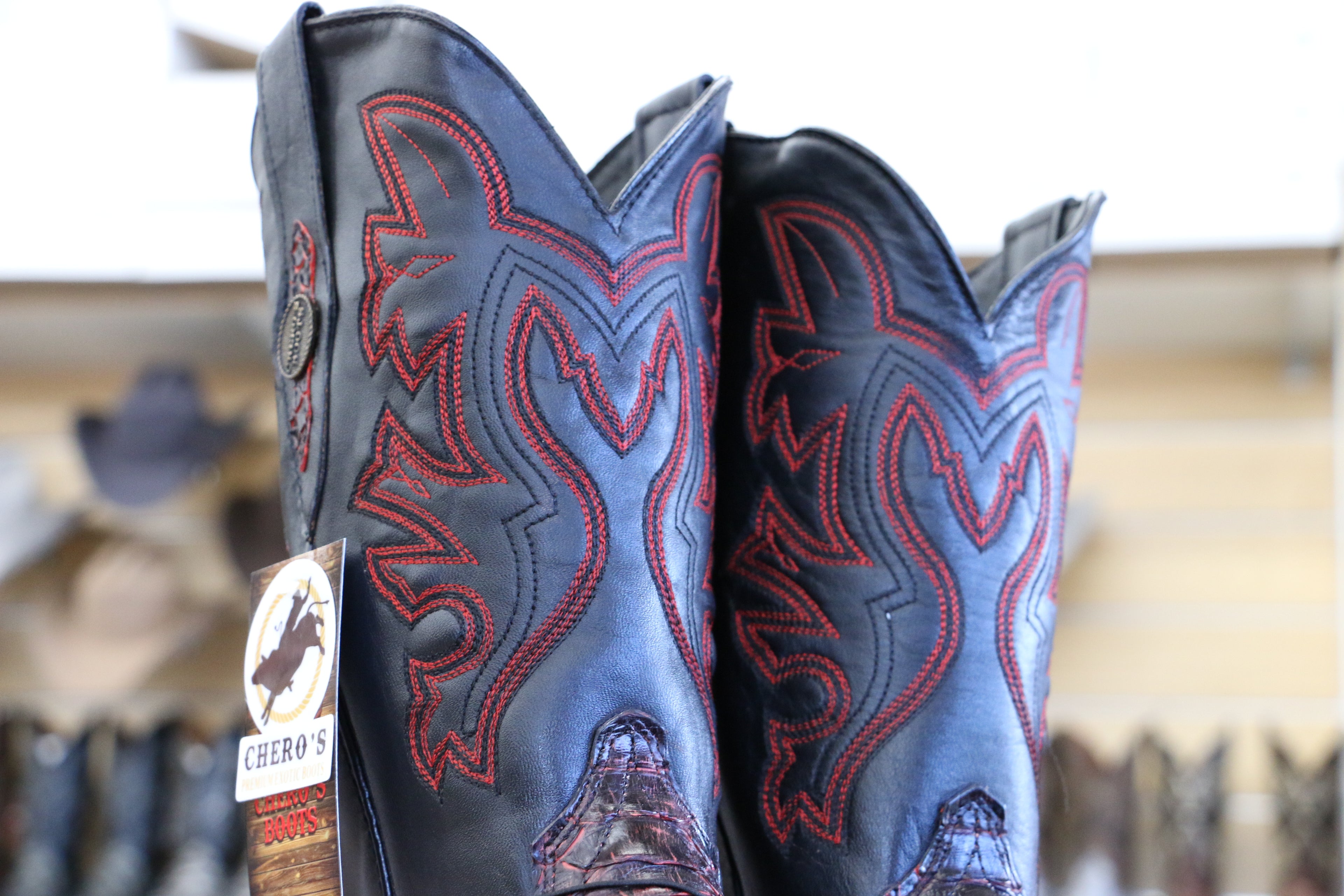 Chero's Premium Exotic Python Black/Red