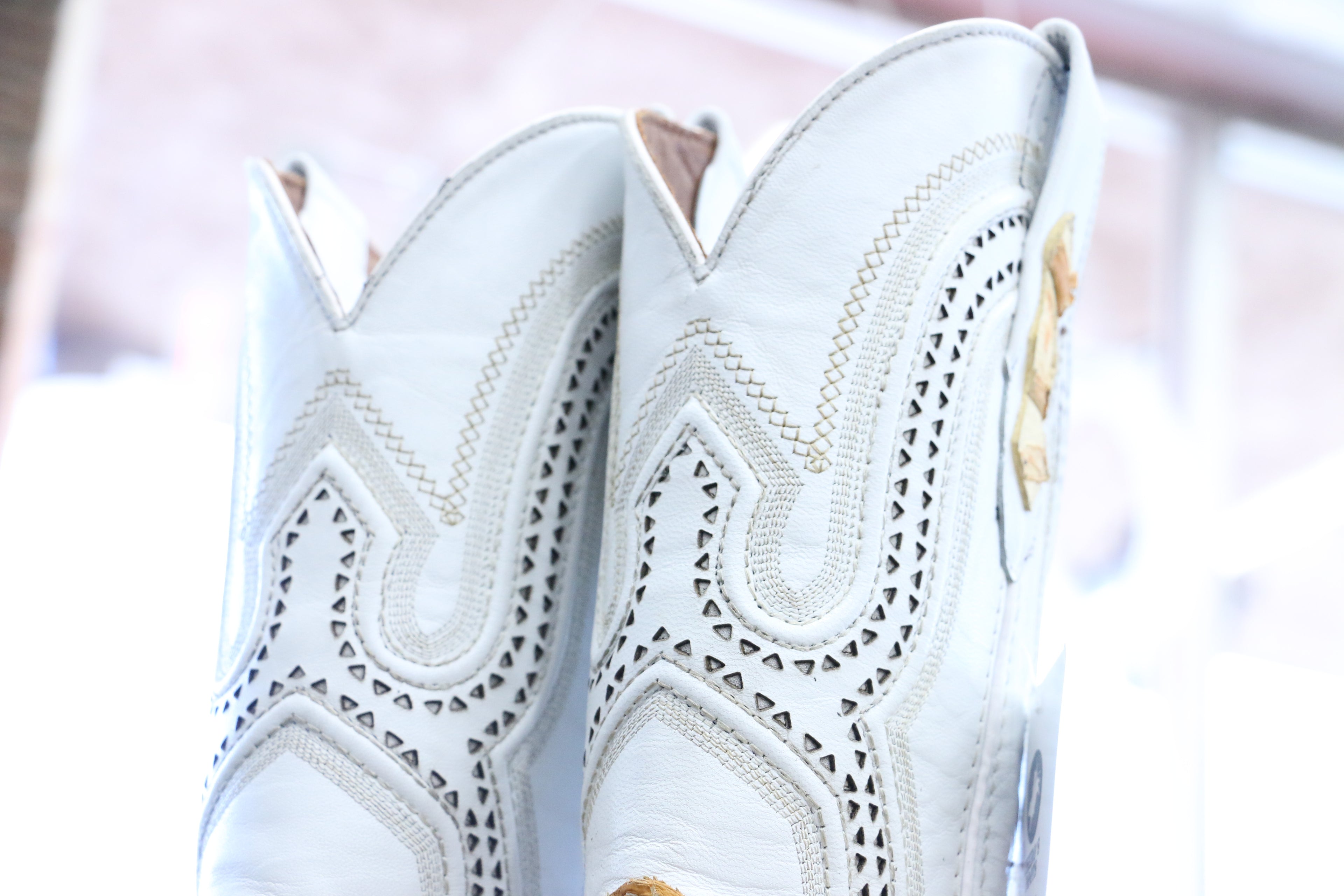Chero's Premium Exotic Pirarucu White Castor