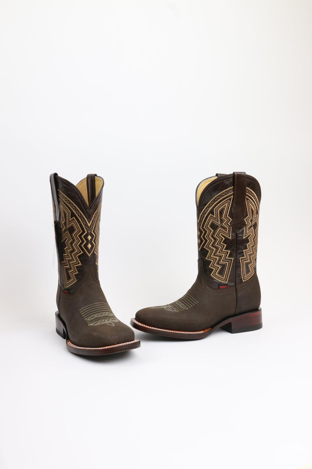 Chero's Bulldog Nubuck Chocolate