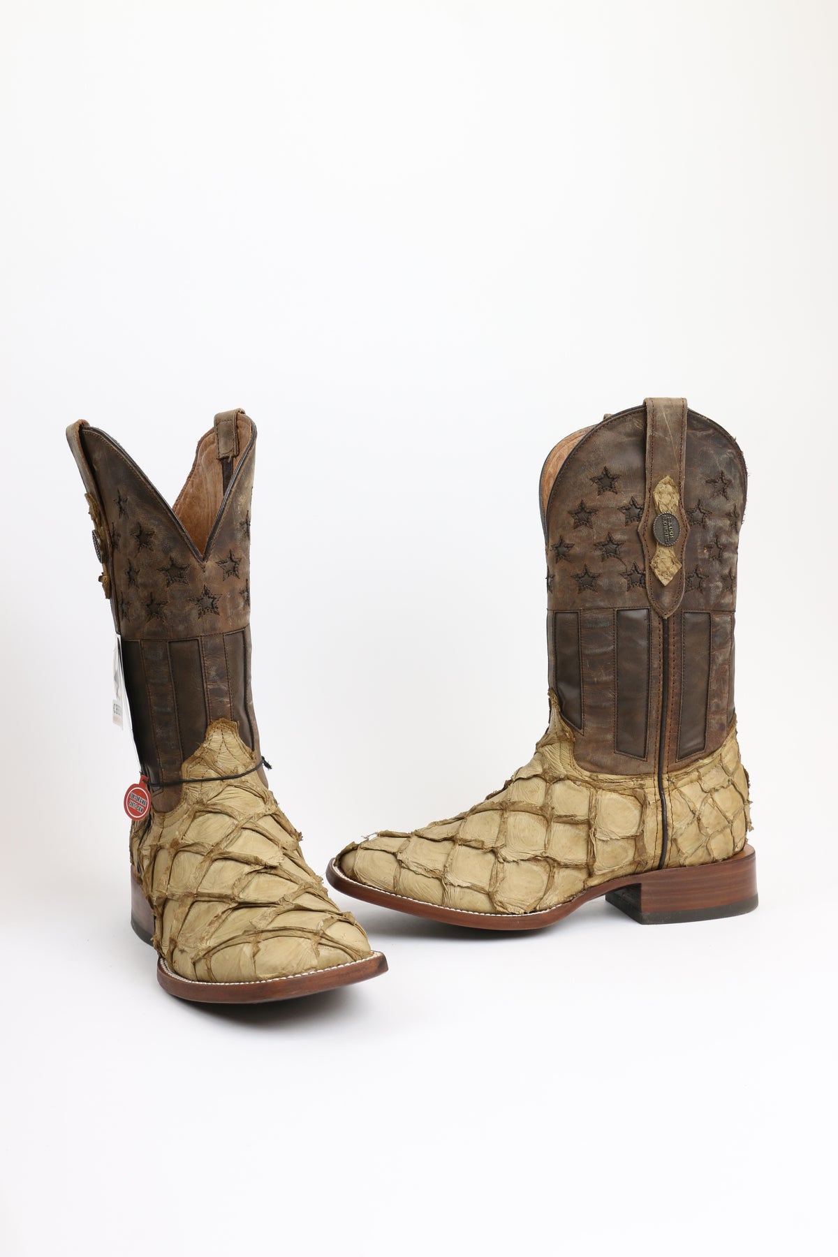 Chero's Premium Exotic Pirarucu Desert Sand