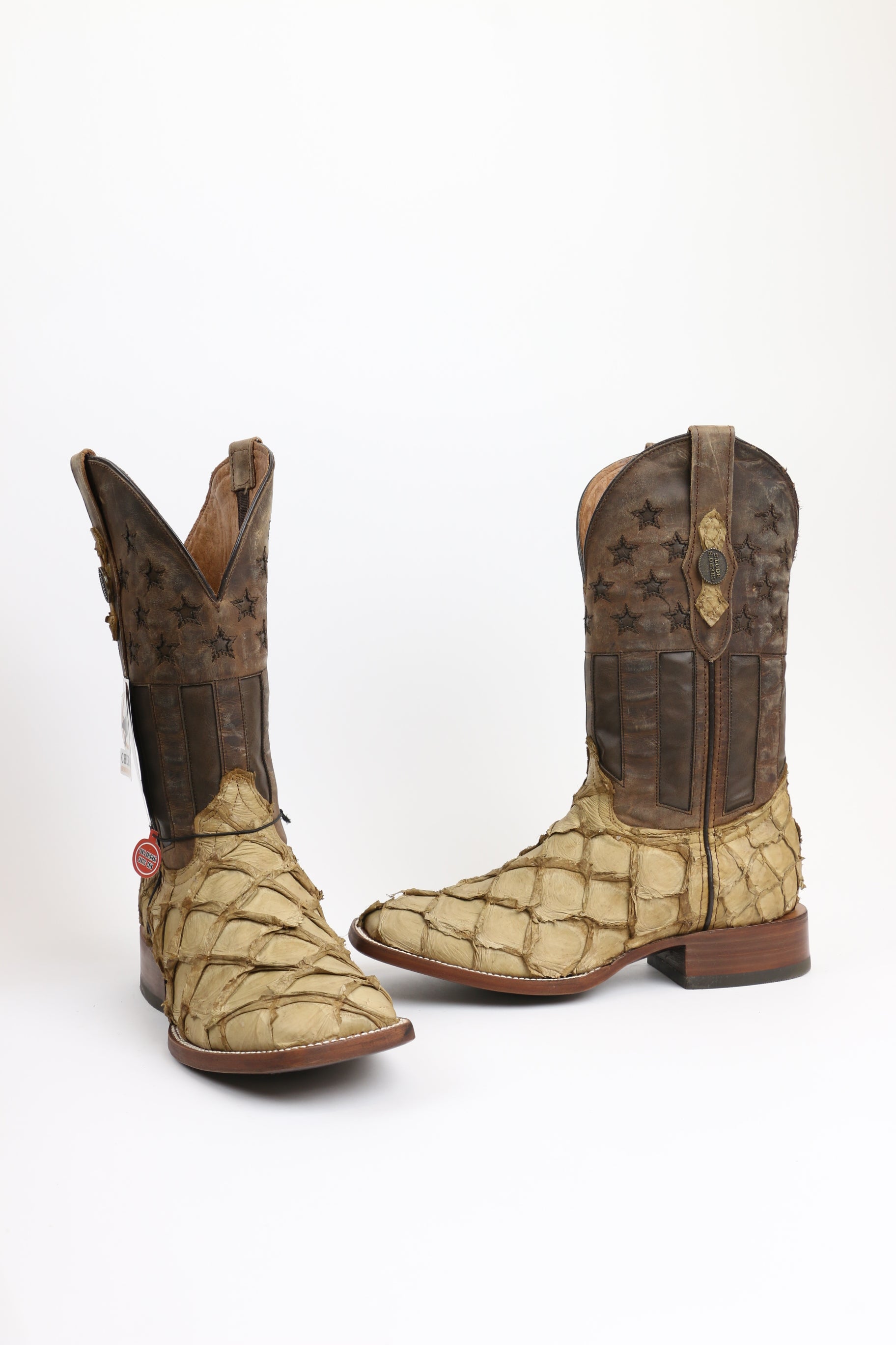Chero's Premium Exotic Pirarucu Desert Sand