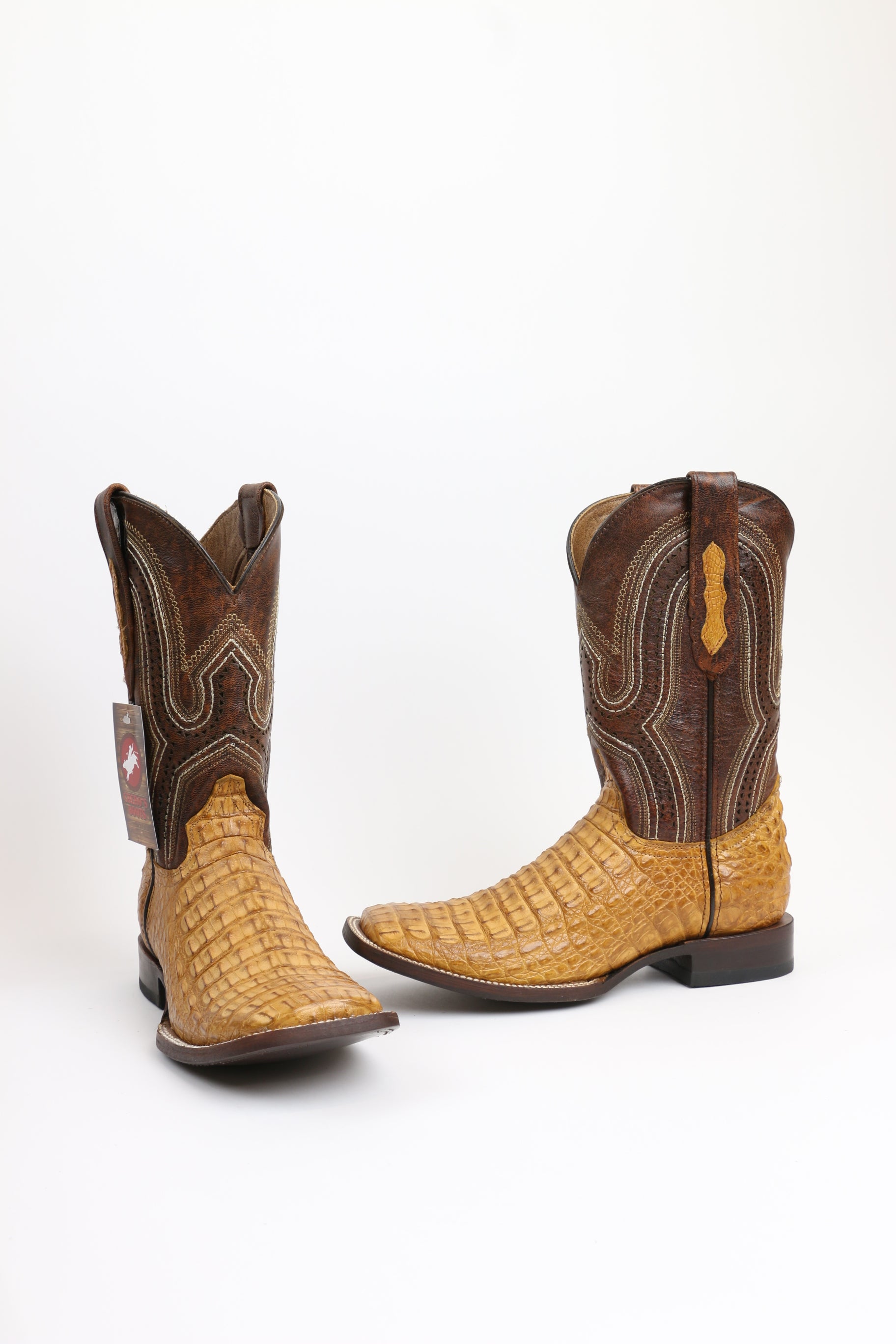 Chero’s Premium Exotic Caiman Back Antique Saddle