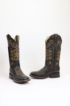 Aurora Flother Brown