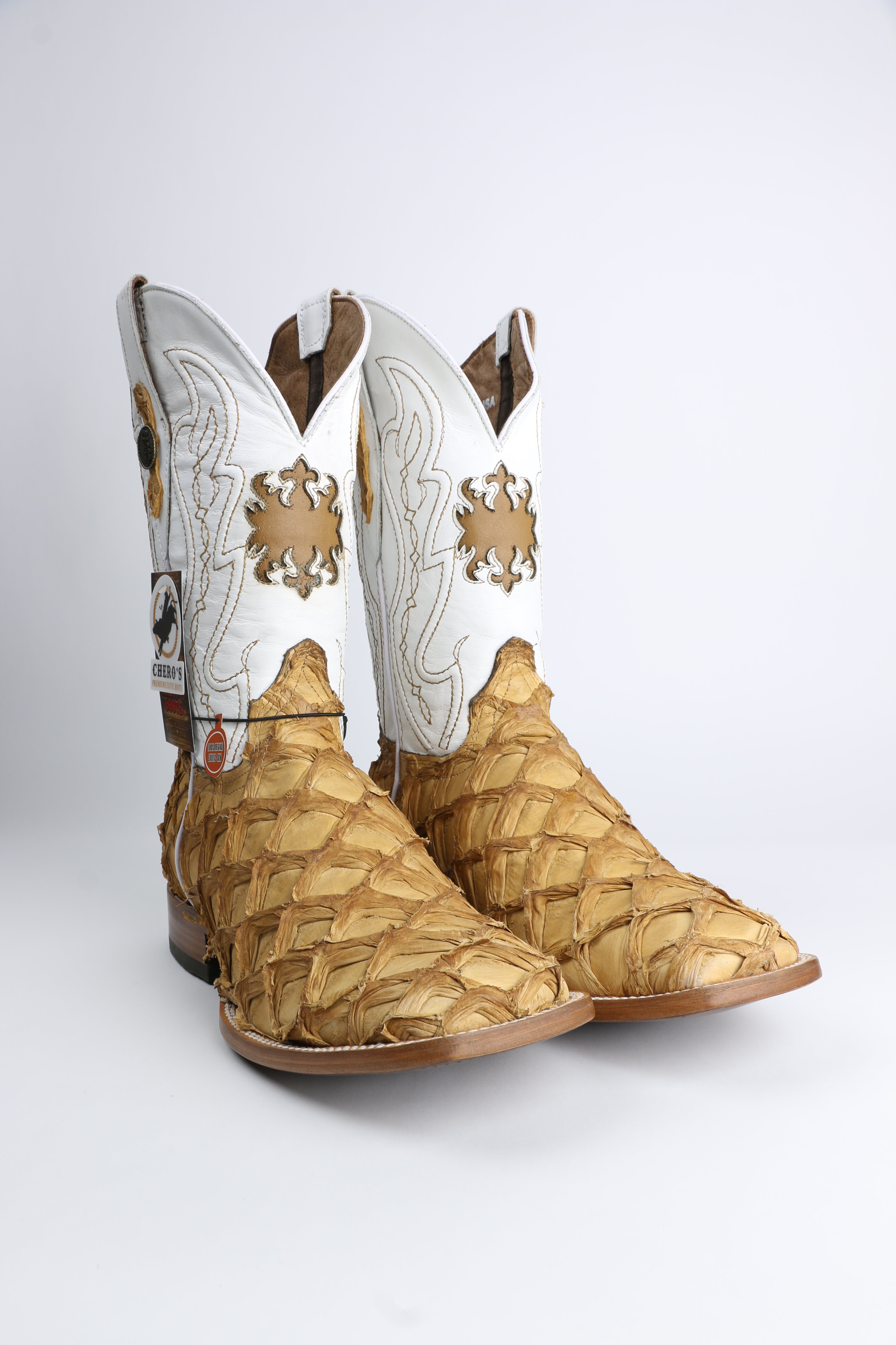 Chero's Premium Exotic Pirarucu Light Castor