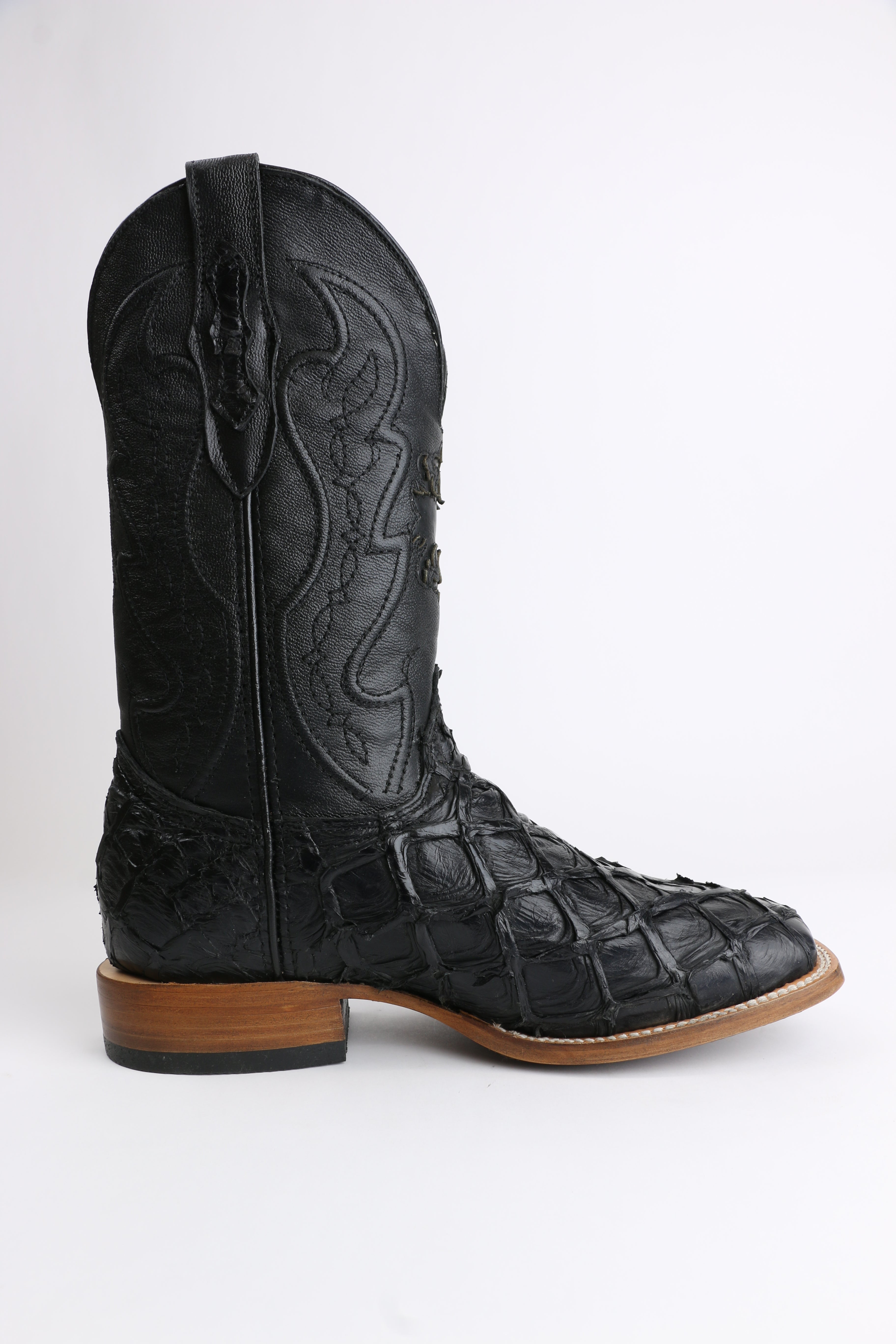 Chero's Premium Exotic Pirarucu Gloss Black