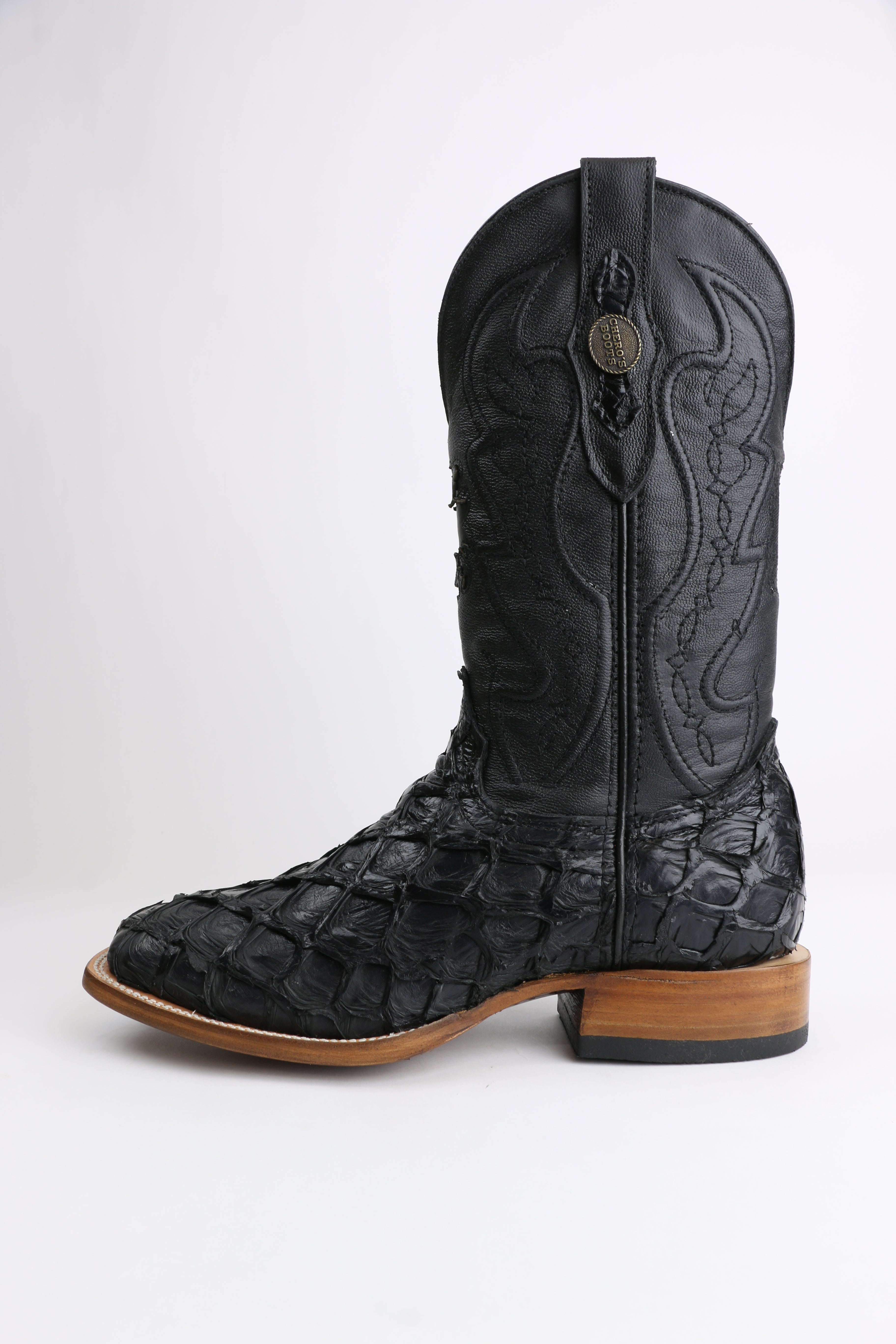 Chero's Premium Exotic Pirarucu Gloss Black