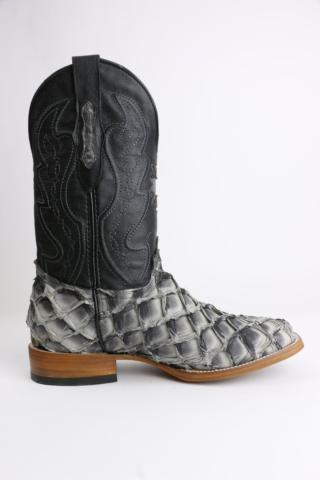 Chero's Premium Exotic Pirarucu Mockingbird