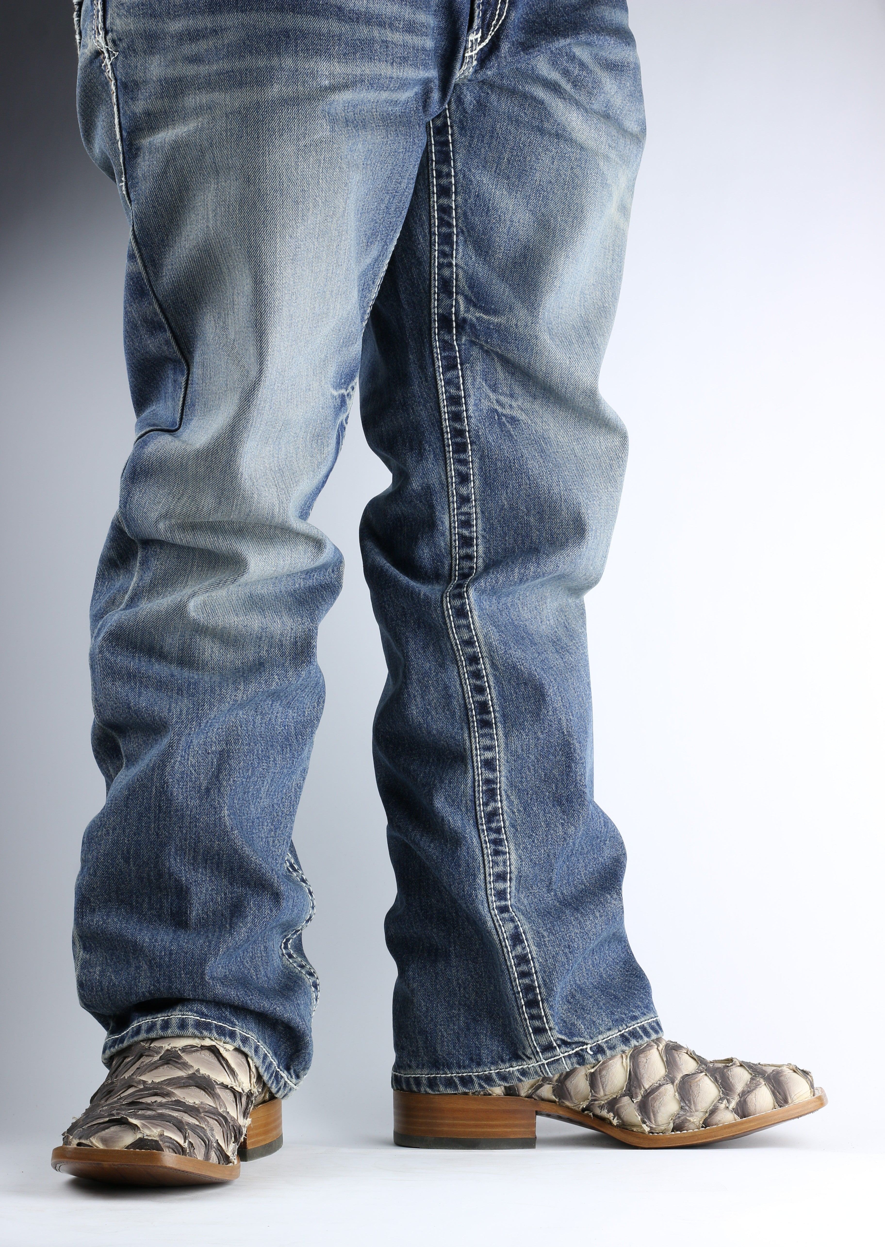 Chero's Premium Exotic Pirarucu Ivory Shadow