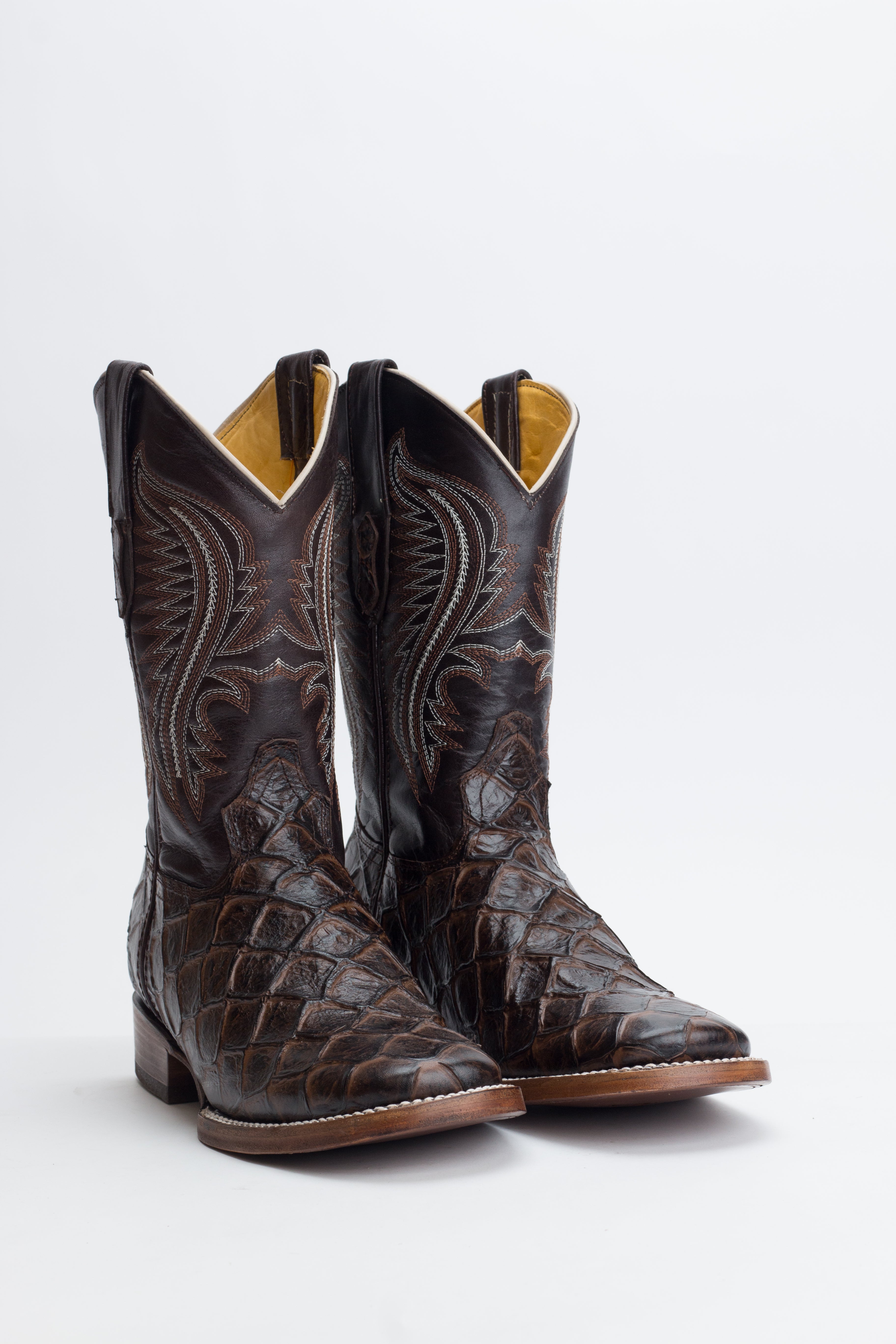 5 Ranch Faux Pirarucu (Printed Cowhide) - Brown