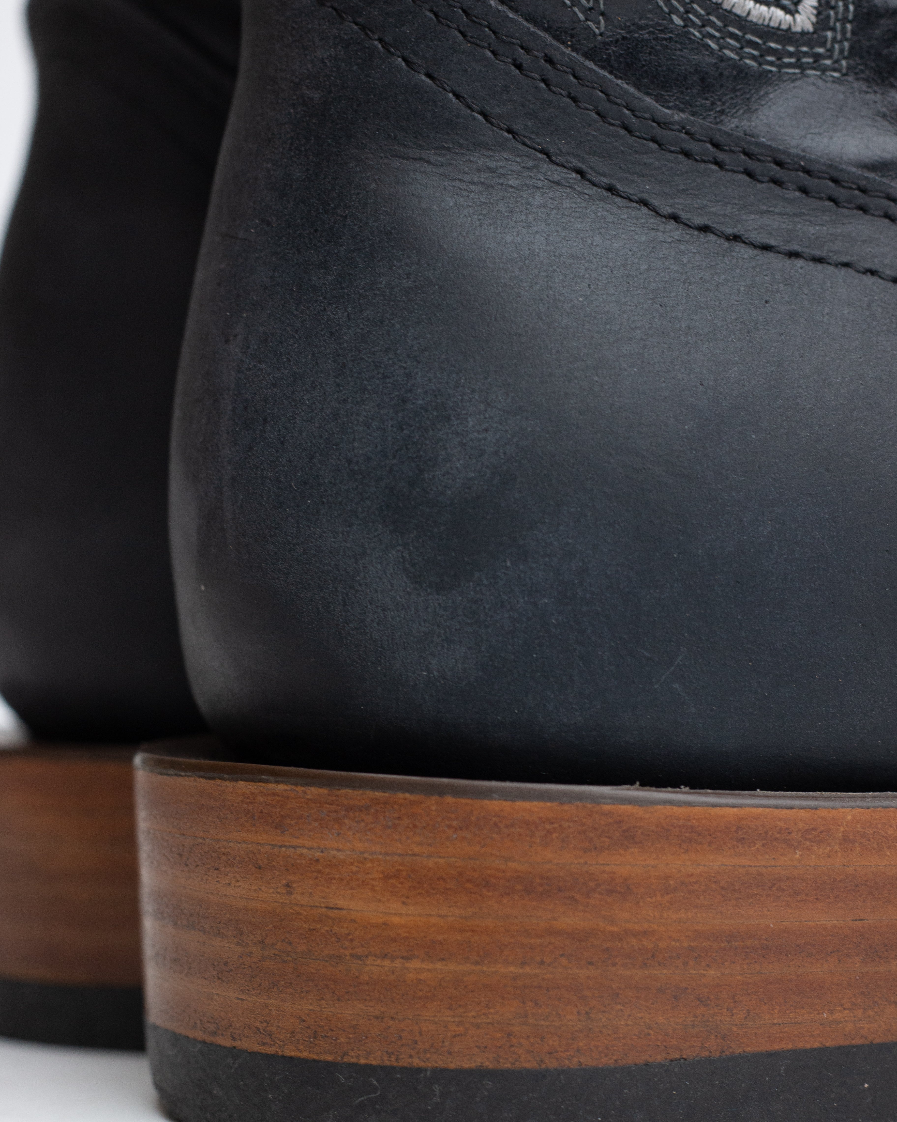 Chero's Black Nubuck Cowhide