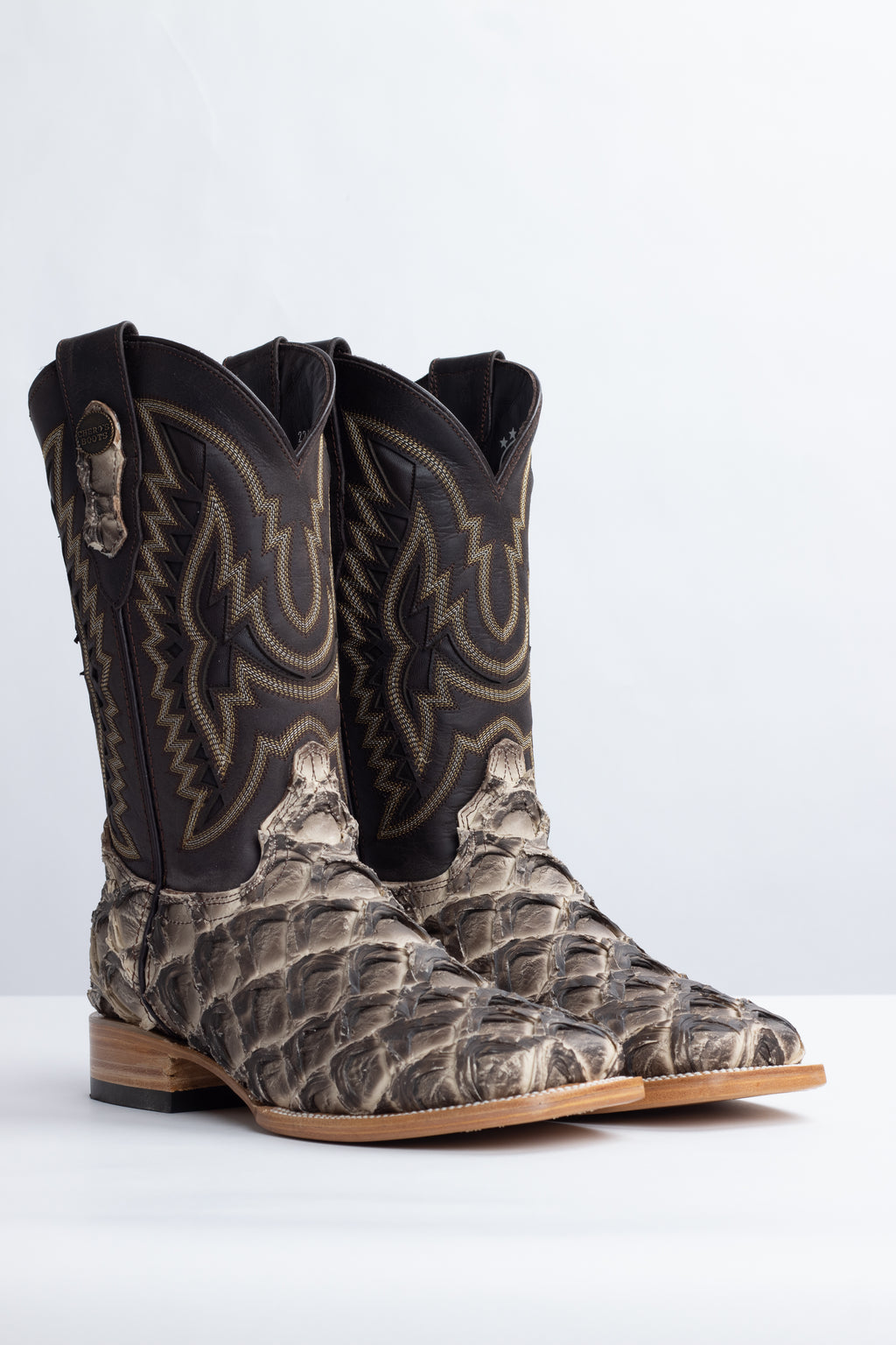 Chero's Faux Big Bass (Leather Print) - Matte Two-Tone Safari