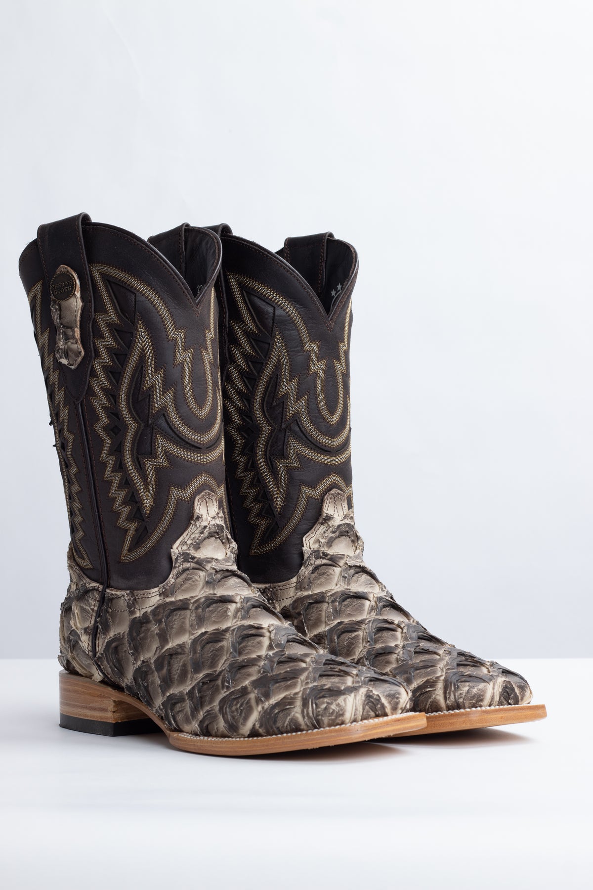 Chero's Faux Big Bass (Leather Print) - Matte Two-Tone Safari