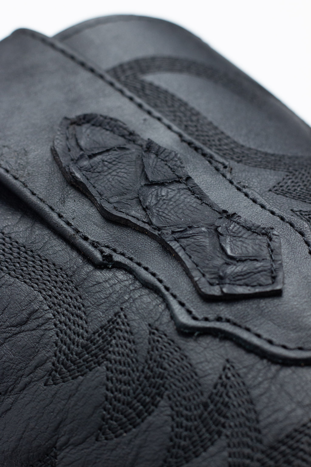 Chero's Faux Jumbo Snake (Leather Print) - Matte Black