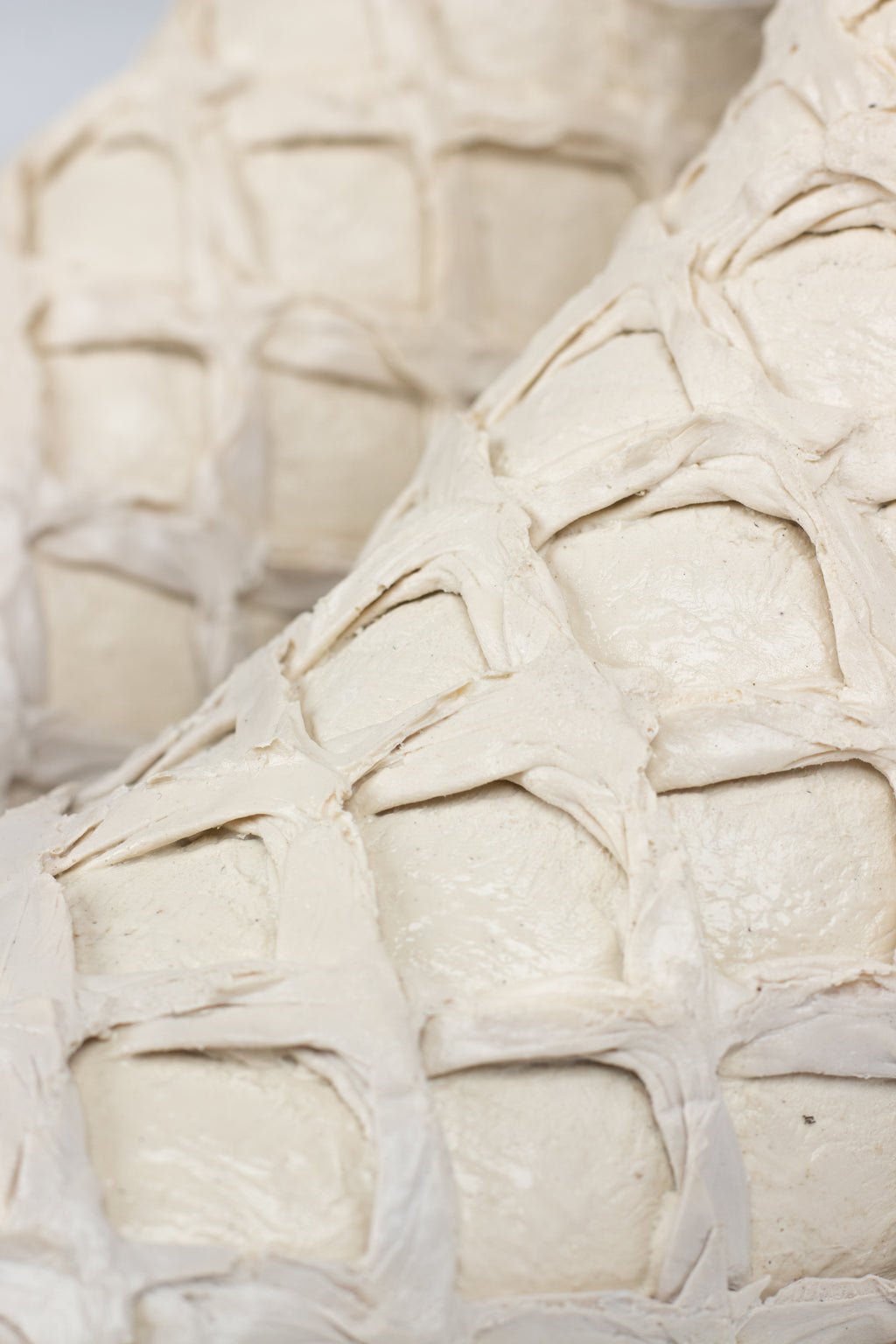 Chero's Faux Big Bass (Leather Print) - Matte Cream