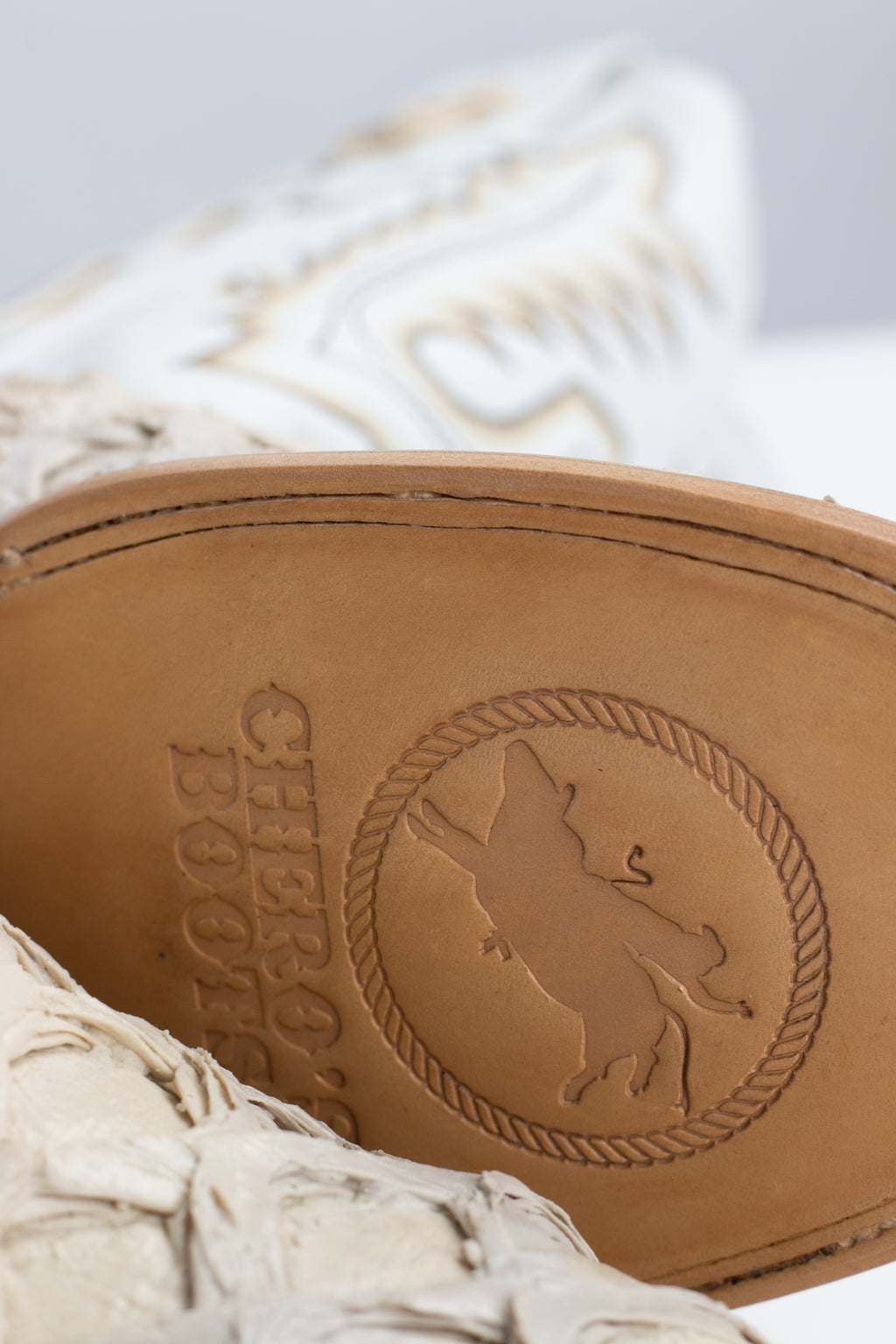 Chero's Faux Big Bass (Leather Print) - Matte Cream