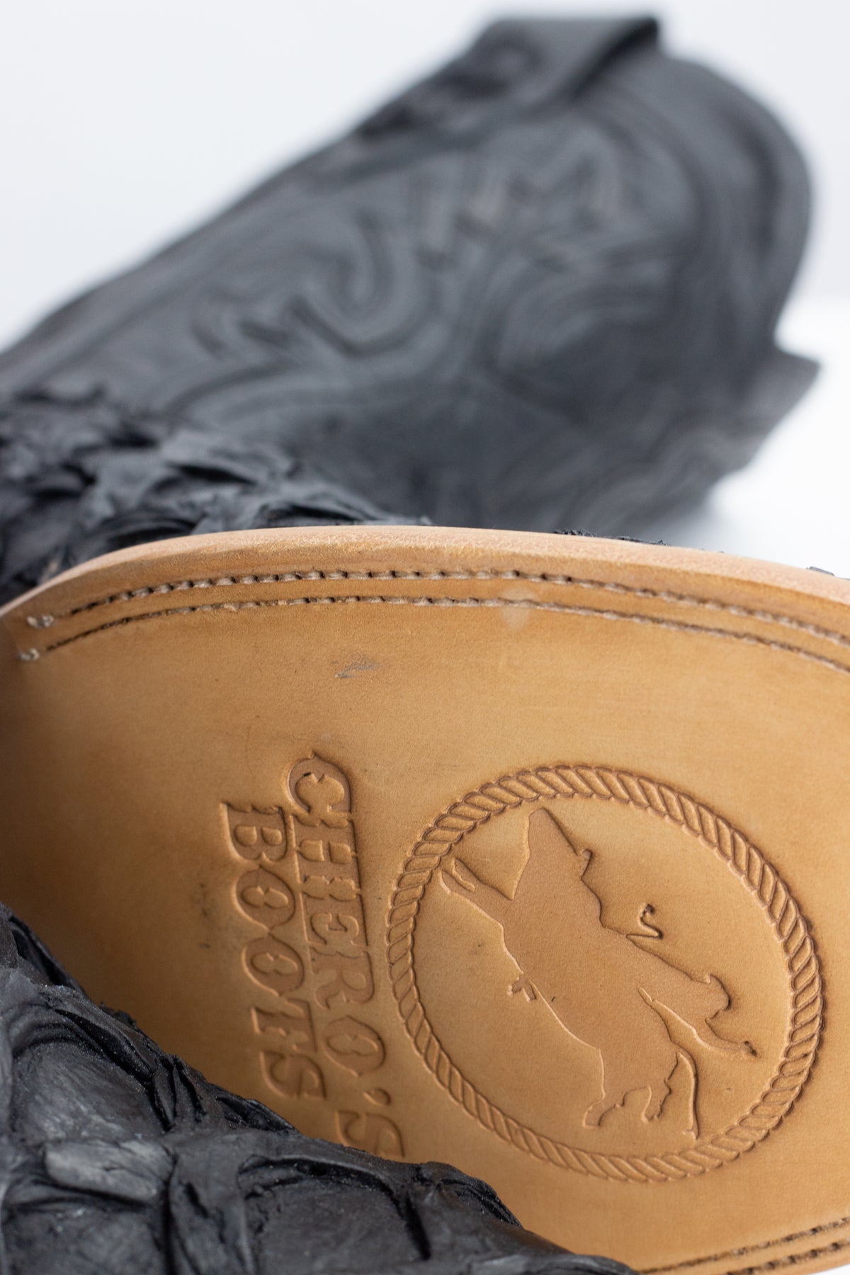 Chero's Faux Big Bass (Leather Print) - Matte Black