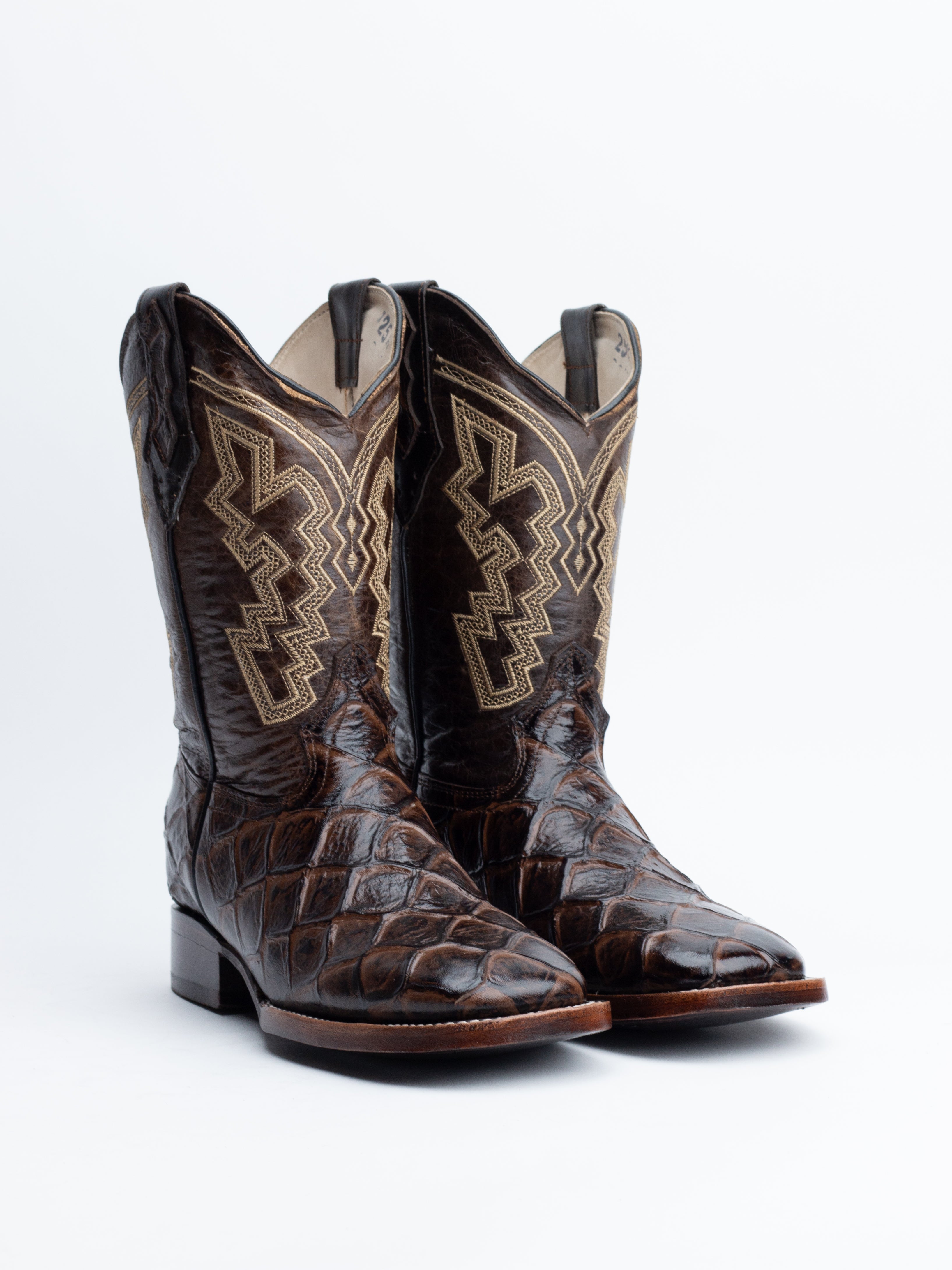 El Gran Potrillo Big Kids Faux Pirarucu (Printed Cowhide) - Brown