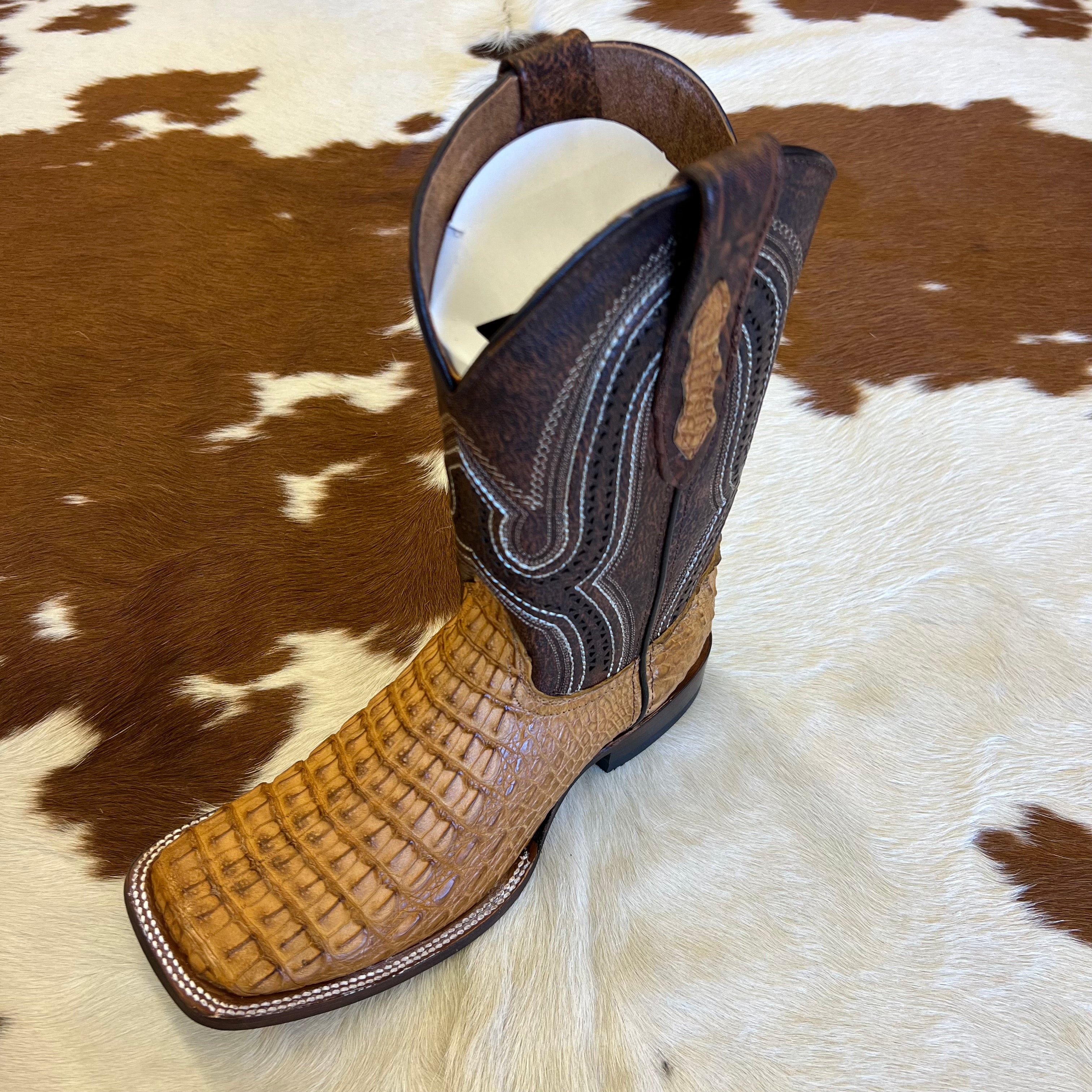 Chero’s Premium Exotic Caiman Back Antique Saddle