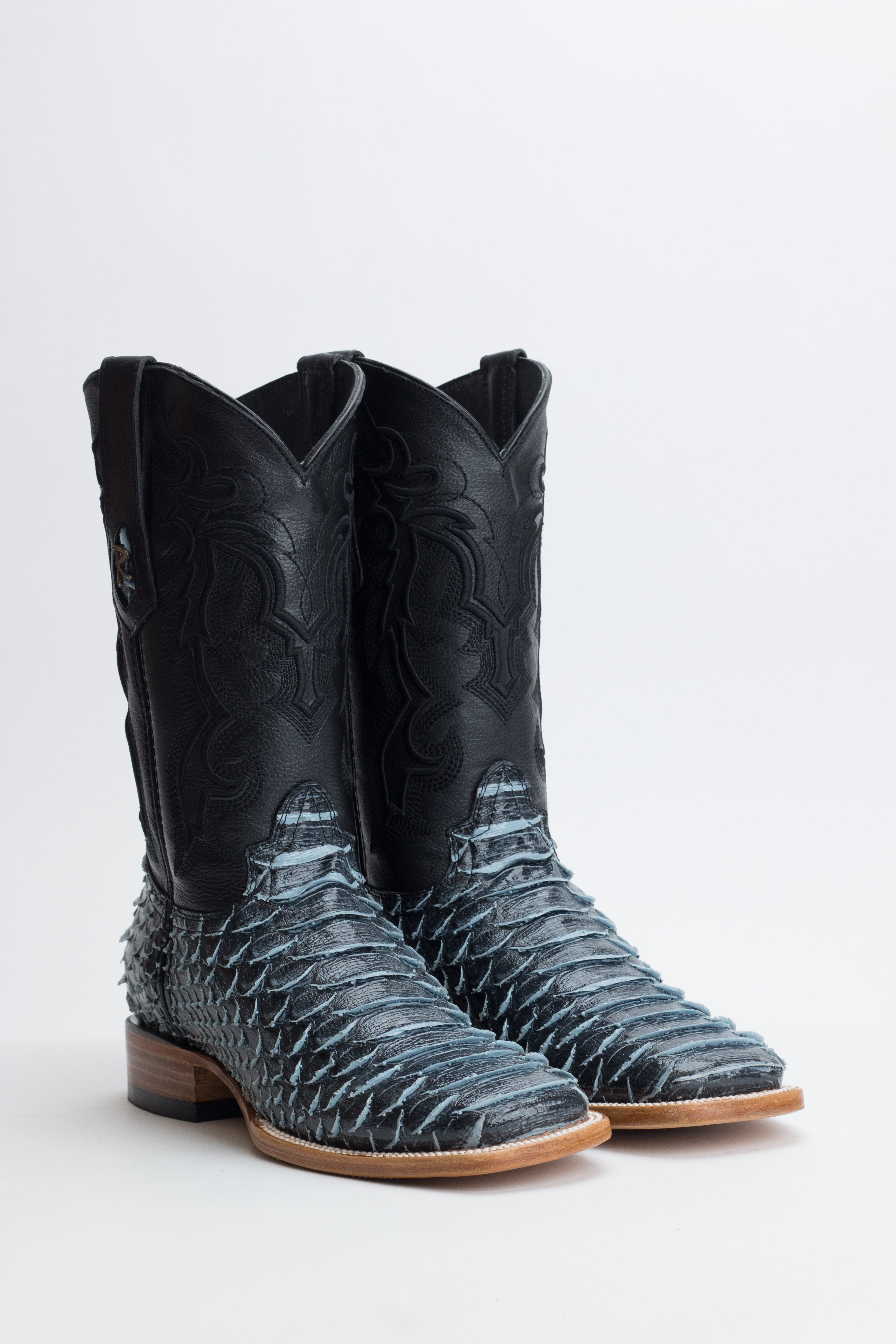 Ranchers Faux Jumbo Python - Black/White